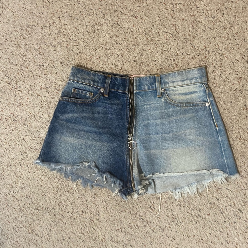 half & half light vs dark wash denim shorts zipper
